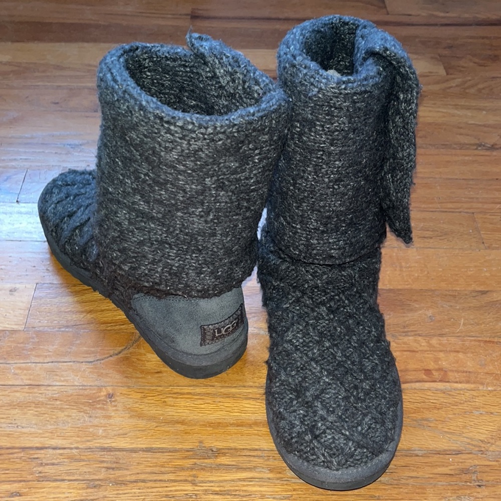 cable knit grey UGG boots